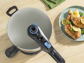 Tlakový hrnec Tefal P2580701, 6 l nerez

 obrázek produktu 7 z 16