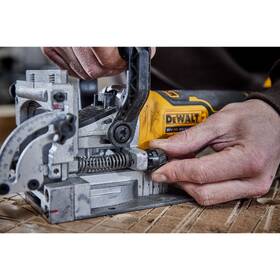 Lamelovací fréza Dewalt DCW682N (bez baterie) 

 obrázek produktu 9 z 11