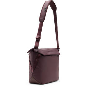 Taška Peak Design Everyday Tote 15L (v2) vínová

 obrázek produktu 2 z 8