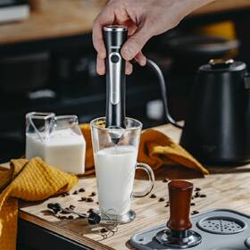 Napěňovač mléka Mesko MS4535 černý/nerez

 obrázek produktu 12 z 13
