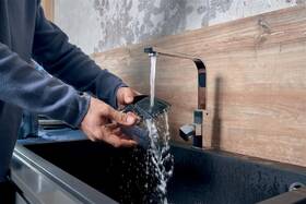 Tepovač koberců Hoover HS530 011 černý

 obrázek produktu 13 z 22
