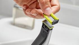 Zastřihovač vousů Philips QP6620/64 

 obrázek produktu 11 z 14