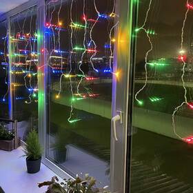 Vánoční osvětlení ColorWay vnitřní, 100 LED, 3× 0,6m, IP20, USB, vícebarevné 

 obrázek produktu 9 z 10