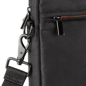 Brašna na notebook RivaCase 8033 15.6" černá

 obrázek produktu 3 z 3
