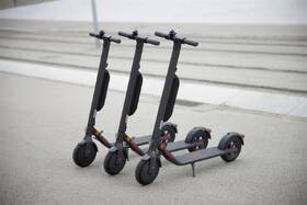 Elektrická koloběžka Ninebot by Segway E22E černá

 obrázek produktu 8 z 23