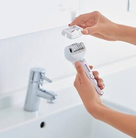 Epilátor Panasonic ES-EL7A-S503 stříbrný

 obrázek produktu 19 z 25