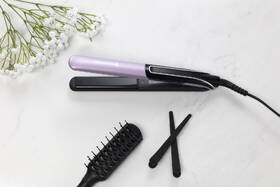 Žehlička na vlasy Remington S6700 Sleek & Curl Expert černá/fialová

 obrázek produktu 5 z 5