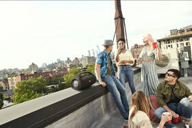 Přenosný reproduktor JBL Boombox 2 černá barva
