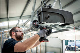 Rázový šroubovák Metabo SSW 18 LTX 400 (bez baterie) 602255840 

 obrázek produktu 1 z 1