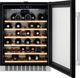 Vinotéka Electrolux ERW1573AOA černá/sklo

 obrázek produktu 3 z 4