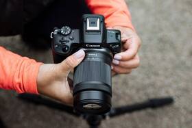 Objektiv Canon 55-210 mm f/5-7.1 IS STM černý

 obrázek produktu 9 z 9