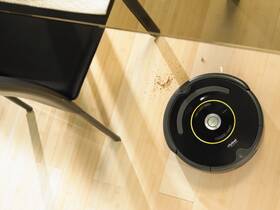 Robotický vysavač iRobot 650 černý

 obrázek produktu 4 z 6