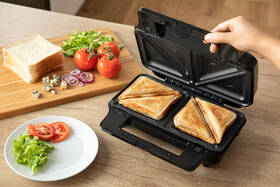Sendvičovač Sencor SSM 9940SS 

 obrázek produktu 10 z 17