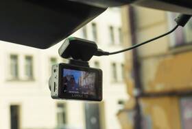 Autokamera LAMAX T10 4K GPS (s hlášením radarů) černá barva
