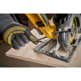 Okružní pila Stanley SFMCS551M1T-QW (s baterií) 

 obrázek produktu 7 z 9