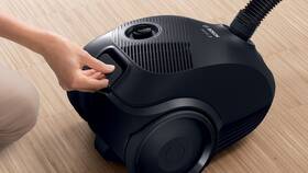Podlahový vysavač Bosch BGBS2LB1 černý

 obrázek produktu 5 z 11