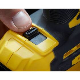 Rázový šroubovák Stanley SFMCF820D2K-QW 1/4" (s baterií) 
