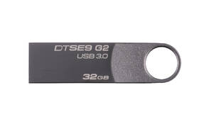 USB Flash Kingston Premium 32GB šedý/kovový

 obrázek produktu 1 z 3