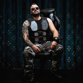 Herní židle Arozzi VERNAZZA Sabaton Edition černá

 obrázek produktu 5 z 6