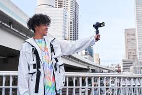 Digitální fotoaparát Sony ZV-1 černá barva
