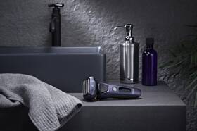 Holicí strojek Panasonic ES-LV67-A803 modrý

 obrázek produktu 11 z 16