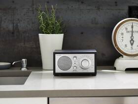 Radiopřijímač Tivoli Audio Model One BT černý/stříbrný

 obrázek produktu 6 z 6