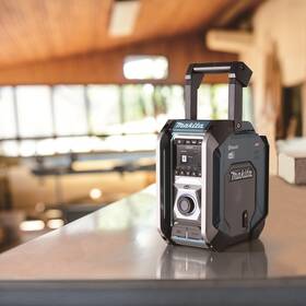 Radiopřijímač s DAB+ Makita MR007GZ Bluetooth Li-ion CXT, LXT, XGT,12V-40V 
