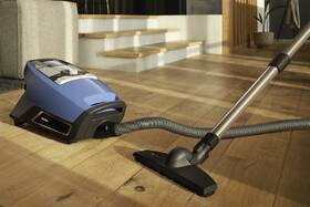 Podlahový vysavač Miele Blizzard CX1 Parquet modrý

 obrázek produktu 10 z 12