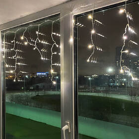 Vánoční osvětlení ColorWay vnitřní, 100 LED, 3× 0,6m, IP20, USB, teplá bílá 

 obrázek produktu 9 z 12