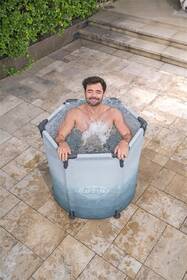 Ochlazovací sud Bestway Lay-Z-Spa®  Glacial Dip™ pro 1 osobu 

 obrázek produktu 13 z 16