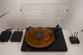 Gramofon Fosi Audio Luna 3 černý/oranžový

 obrázek produktu 15 z 15