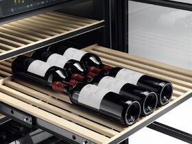 Vinotéka Miele KWTUS 7074 F černá/sklo

 obrázek produktu 4 z 9