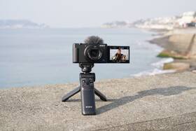 Digitální fotoaparát Sony ZV-1 černá barva
