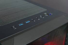 Herní počítač HAL3000 Master Gamer Pro černý

 obrázek produktu 9 z 10
