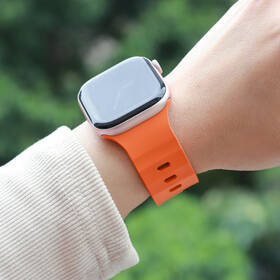 Řemínek Mobile Origin Strap III na Apple Watch 44/45/46/49mm oranžový

 obrázek produktu 5 z 12