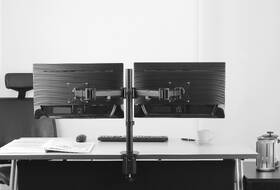 Držák STELL SOS 1020, dual, na monitor, pro úhlopříčky 13" až 27", nosnost 8 kg černý

 obrázek produktu 9 z 14