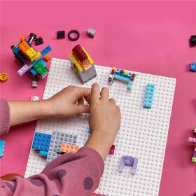 Stavebnice LEGO® Classic 11026 Bílá podložka na stavění 

 obrázek produktu 7 z 7