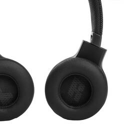 Sluchátka JBL Live 460NC černá

 obrázek produktu 9 z 10