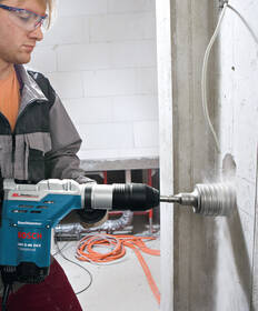 Kladivo Bosch Professional GBH 5-40 DCE 

 obrázek produktu 4 z 6