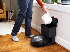 Robotický vysavač iRobot Roomba j7+ černý

 obrázek produktu 37 z 41
