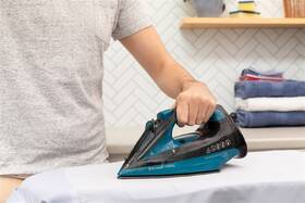 Žehlička RUSSELL HOBBS 27280-56 Colour Control Pro černá/tyrkysová

 obrázek produktu 13 z 17