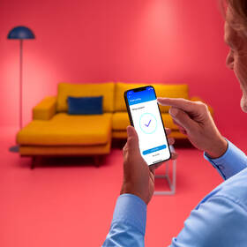 Stropní svítidlo WiZ SuperSlim Ceiling 22 W černá barva
