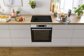 Trouba Gorenje BO6737E02X černá barva
