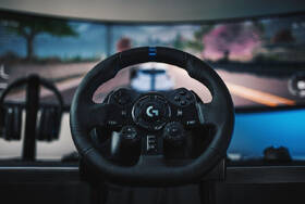 Volant Logitech G923 SE Racing Bundle wheel + pedals + shifter (PS/PC) černý

 obrázek produktu 7 z 7
