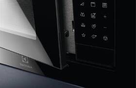 Mikrovlnná trouba Electrolux LMS4253TMX černá

 obrázek produktu 3 z 7