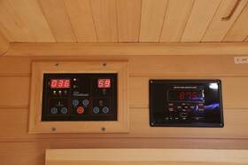 Infrasauna HealthLand DeLuxe 2222 Carbon BT 

 obrázek produktu 6 z 23