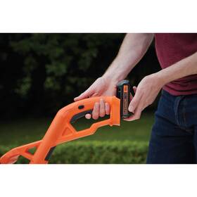 Strunová sekačka Black-Decker ST1823B-XJ (bez baterie) 

 obrázek produktu 3 z 3
