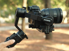 Stabilizátor Feiyu Tech AK2000S Standard Kit 

 obrázek produktu 9 z 11