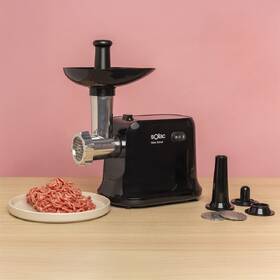Mlýnek na maso Solac PI5825 černý

 obrázek produktu 3 z 8