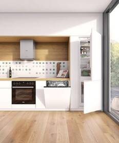 Chladnička s mrazničkou Gorenje NRKI4182A1 bílé

 obrázek produktu 10 z 12